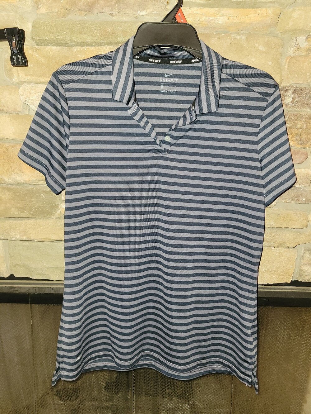 Nike Women's Dri-FIT Victory Striped Golf Polo Shirt size large EUC